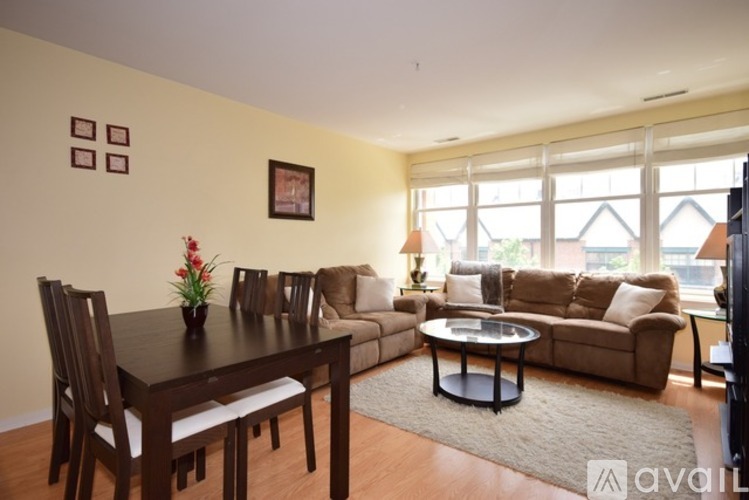 125 North Euclid Avenue 1 Condo for Rent - Photo gallery 2