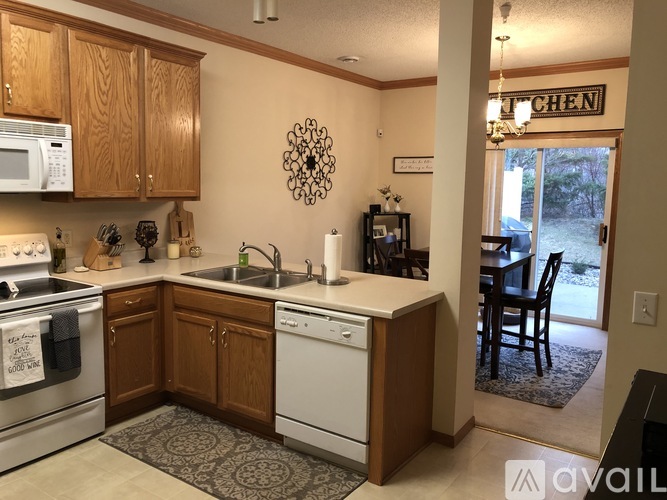 #17 Hackberry Ct. 3 Beds Townhouse for Rent - Photo gallery 5