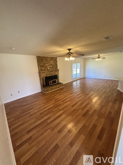 3092 Apple Tree Rd 4 Beds Single Family Home for Rent - Photo gallery 5