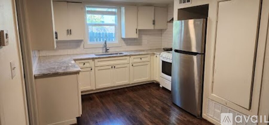 517 Highland Avenue 2 Beds Apartment for Rent - Photo gallery 1