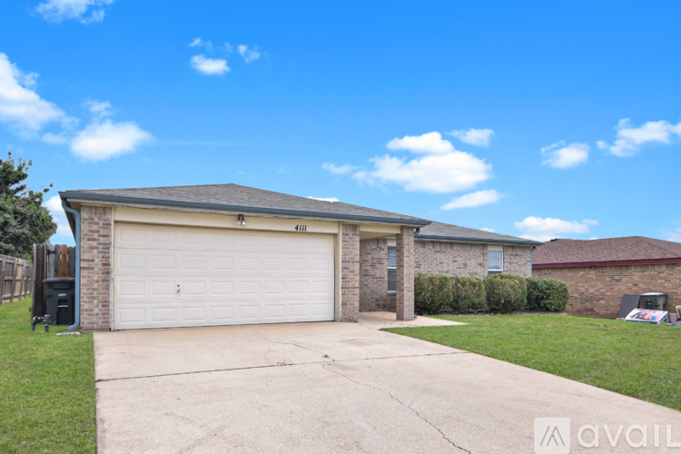 4111 Sand Dollar Dr 4 Beds Single Family Home for Rent - Photo gallery 2