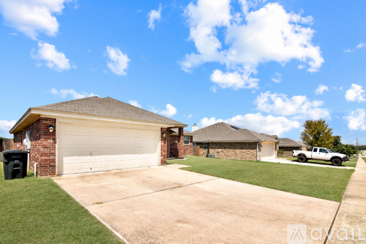 3605 Salt Fork Dr 3 Beds Single Family Home for Rent - Photo gallery 2