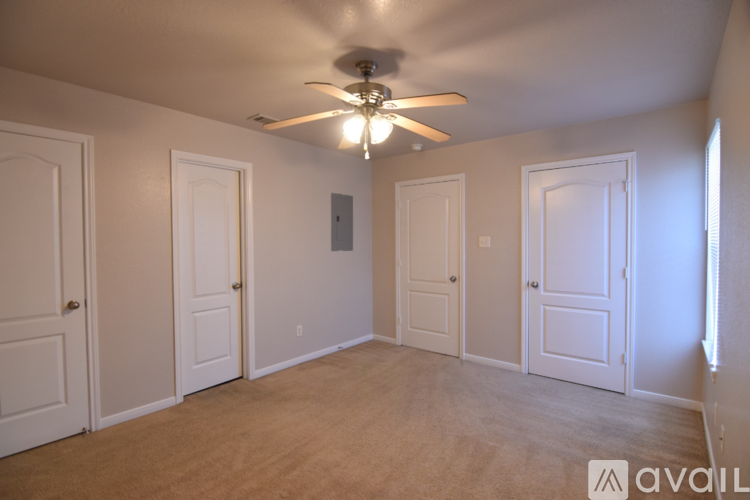 423 Brittney Way 3 Beds Apartment for Rent - Photo gallery 5