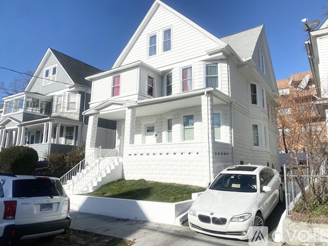 40 Bronx Ave 3 Beds Apartment for Rent - Photo gallery 1