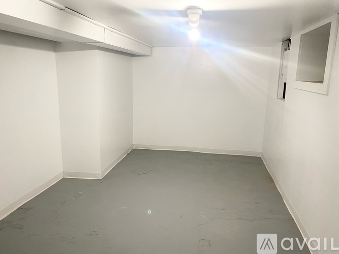 40 Bronx Ave 3 Beds Apartment for Rent - Photo gallery 4