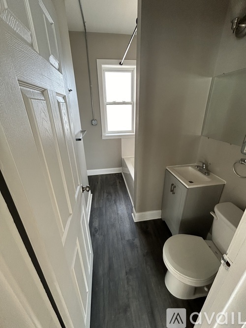 5945 Hyslop Pl 1 Apartment for Rent - Photo gallery 5
