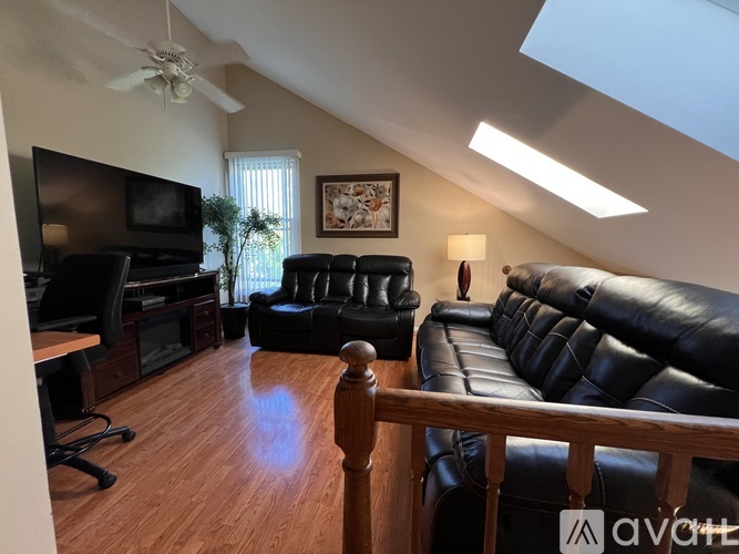 2694 College Hill Circle 2 Beds Townhouse for Rent - Photo gallery 5
