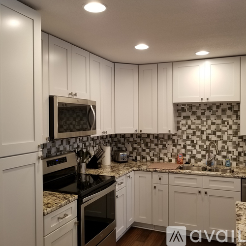 427 12th Ave N 1 Apartment for Rent - Photo gallery 1