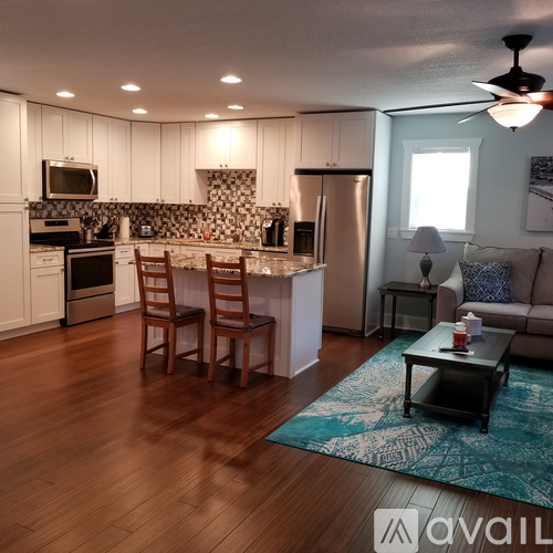 427 12th Ave N 1 Apartment for Rent - Photo gallery 3
