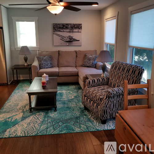 427 12th Ave N 1 Apartment for Rent - Photo gallery 4