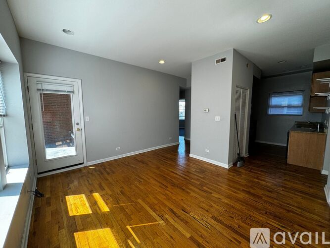 4720 N Bernard St 2 Beds Apartment for Rent - Photo gallery 4