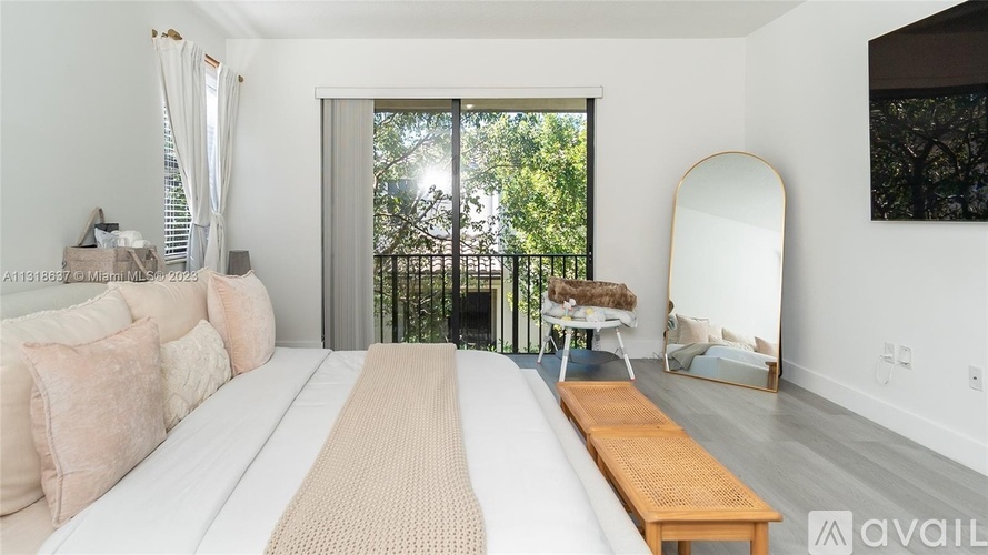 9794 West 34th Court 3 Beds Single Family Home for Rent - Photo gallery 2