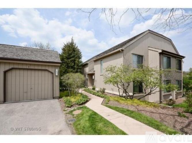 80 Cedar Ridge 2 Beds Condo for Rent - Photo gallery 2