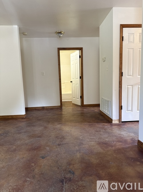 311 Colonial Dr 2 Beds Apartment for Rent - Photo gallery 1