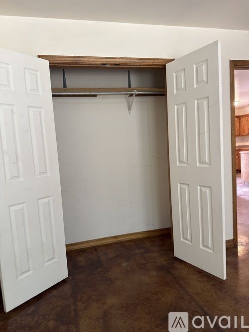 311 Colonial Dr 2 Beds Apartment for Rent - Photo gallery 3
