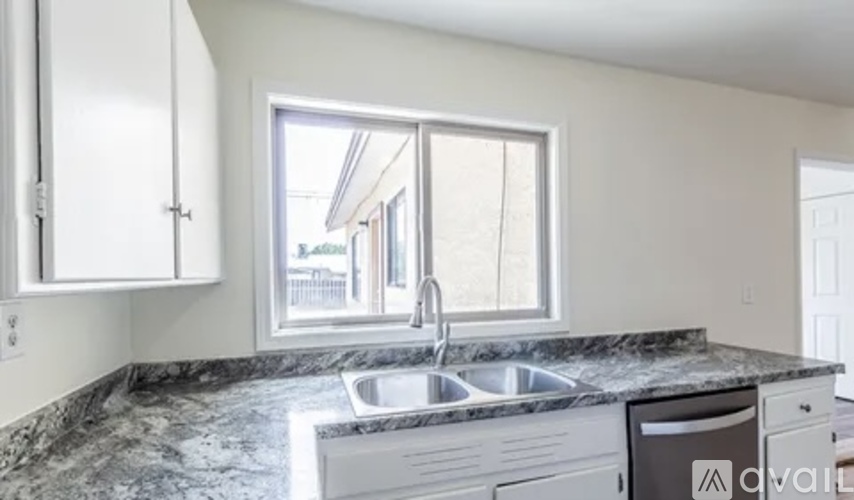 1408 South Camina Contenta 3 Beds Single Family Home for Rent - Photo gallery 2