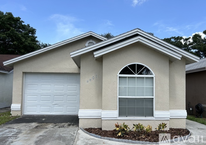 4401 Longshore Drive 3 Beds Single Family Home for Rent - Photo gallery 1