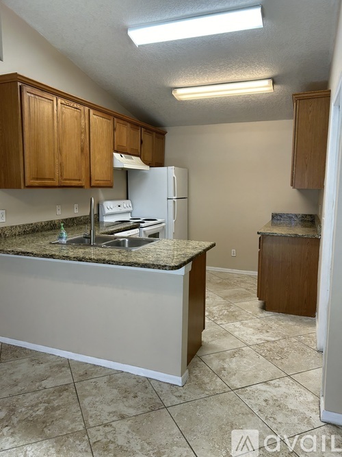 4401 Longshore Drive 3 Beds Single Family Home for Rent - Photo gallery 2
