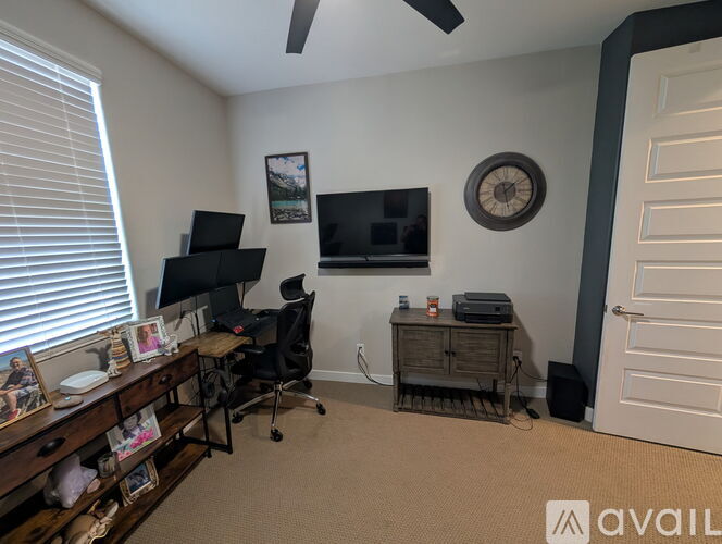 4454 199th Ln 3 Beds Single Family Home for Rent - Photo gallery 3