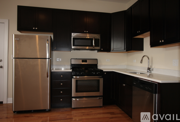 2540 W Augusta Blvd 2 Beds Apartment for Rent - Photo gallery 2
