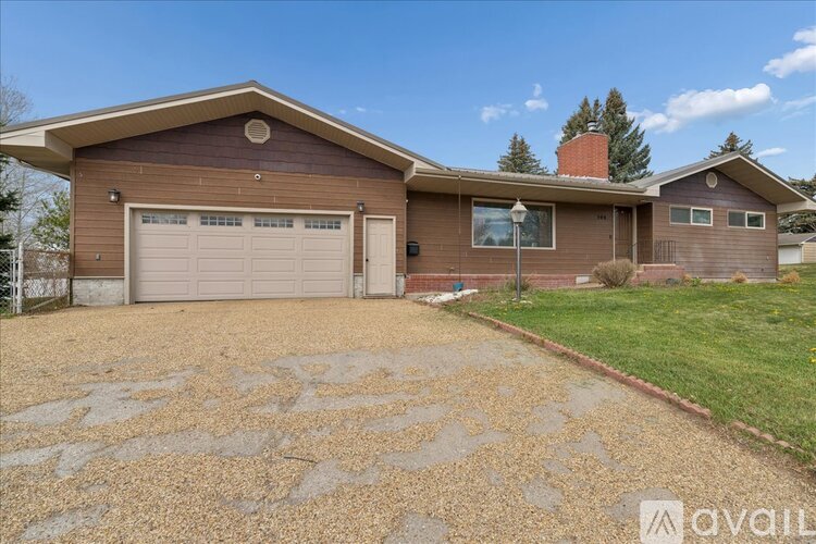 500 25th Street South 4 Beds Single Family Home for Rent - Photo gallery 2