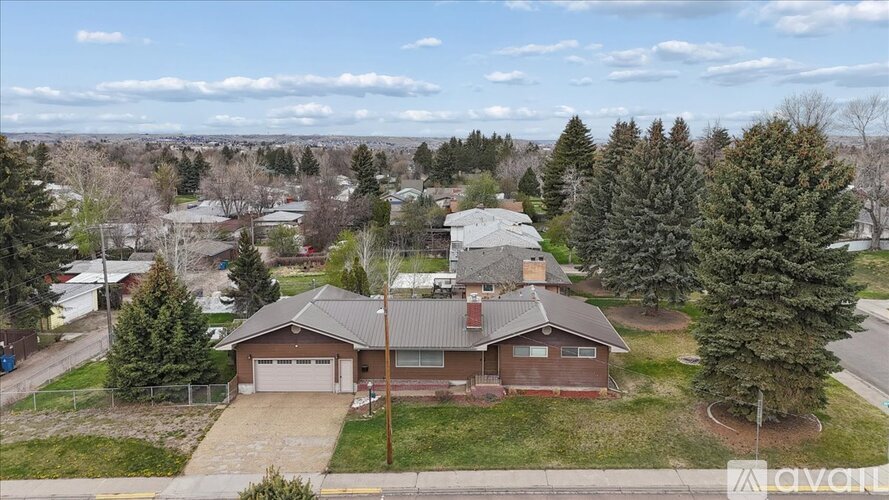 500 25th Street South 4 Beds Single Family Home for Rent - Photo gallery 3