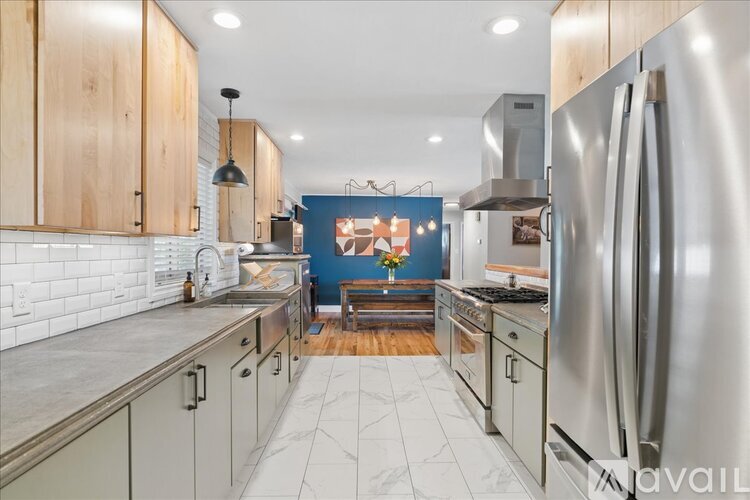500 25th Street South 4 Beds Single Family Home for Rent - Photo gallery 4