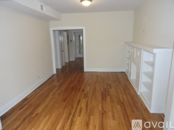 4954 N St Louis Ave 2 Beds Apartment for Rent - Photo gallery 1