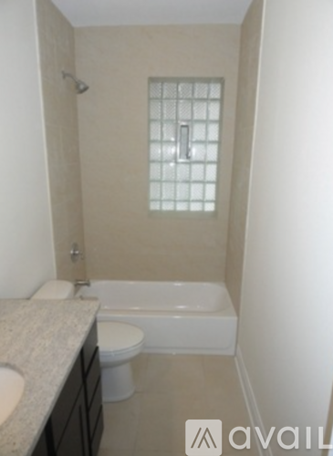 4954 N St Louis Ave 2 Beds Apartment for Rent - Photo gallery 4