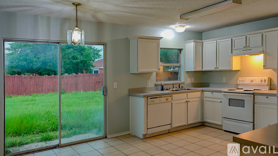 2222 Meade Ct 4 Beds Single Family Home for Rent - Photo gallery 5