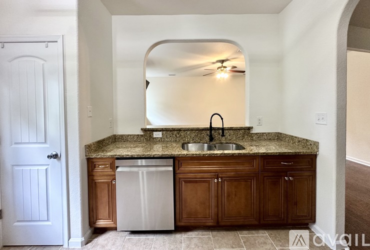 2117 Battery Park Road 5 Beds Single Family Home for Rent - Photo gallery 5