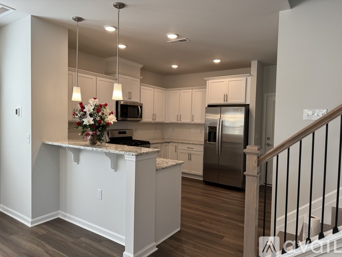 720 Faucette St 3 Beds Townhouse for Rent - Photo gallery 3