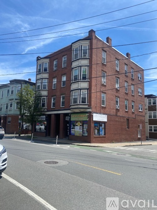 208A Washington Street 1 Apartment for Rent - Photo gallery 1