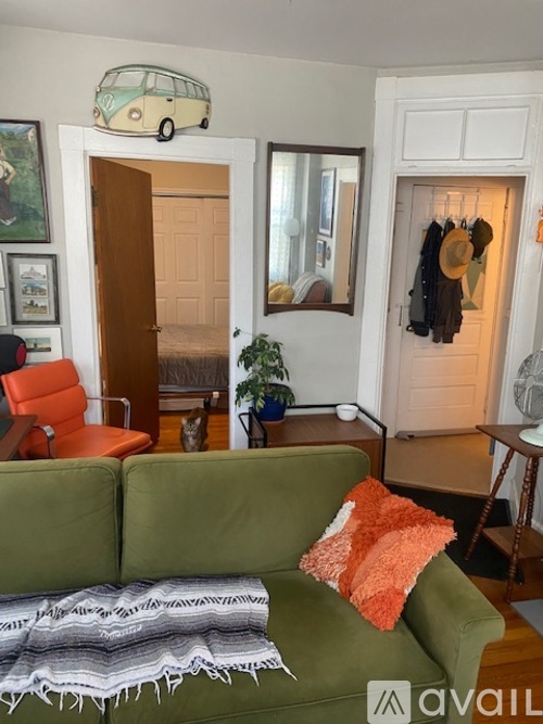208A Washington Street 1 Apartment for Rent - Photo gallery 4