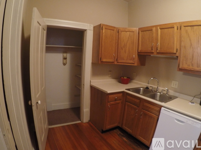 1427 Columbia St 2 Beds Apartment for Rent - Photo gallery 3
