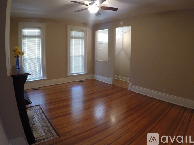 1427 Columbia St 2 Beds Apartment for Rent - Photo gallery 5
