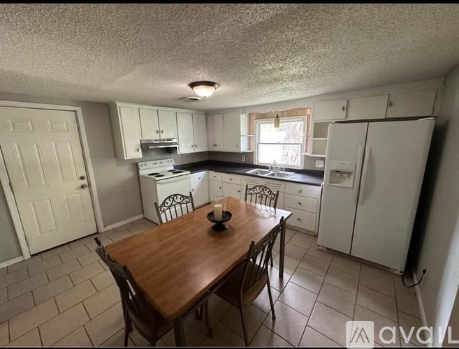 8713 East 77 Terrace 3 Beds Single Family Home for Rent - Photo gallery 1