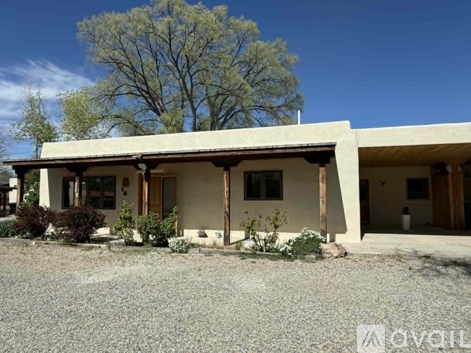 413 Valverde St 2 Beds Apartment for Rent - Photo gallery 2