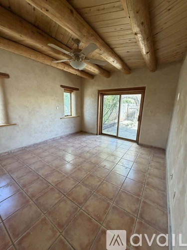 413 Valverde St 2 Beds Apartment for Rent - Photo gallery 5