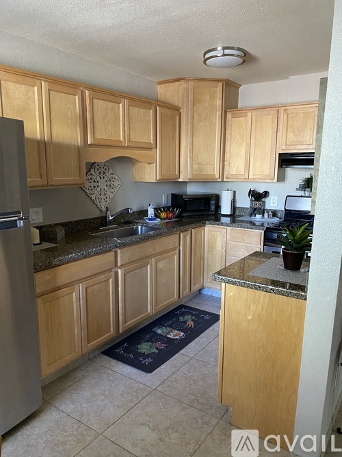 840 South Langley Avenue 1 Condo for Rent - Photo gallery 1