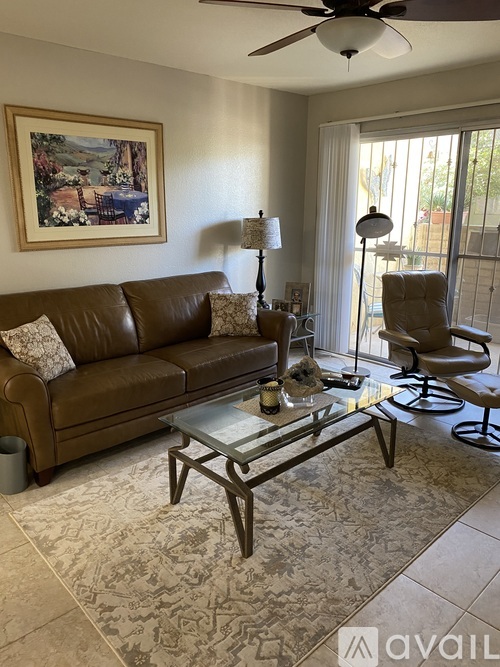 840 South Langley Avenue 1 Condo for Rent - Photo gallery 5