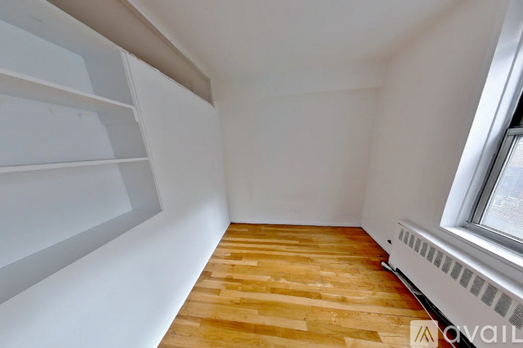 340 East 58th St 2 Beds Apartment for Rent - Photo gallery 1