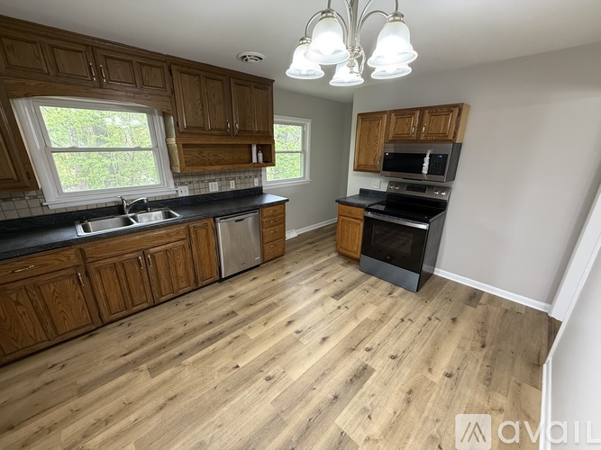 1527 Fulton Ct 4 Beds Single Family Home for Rent - Photo gallery 1