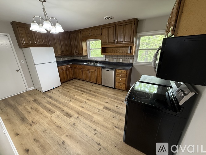 1527 Fulton Ct 4 Beds Single Family Home for Rent - Photo gallery 2