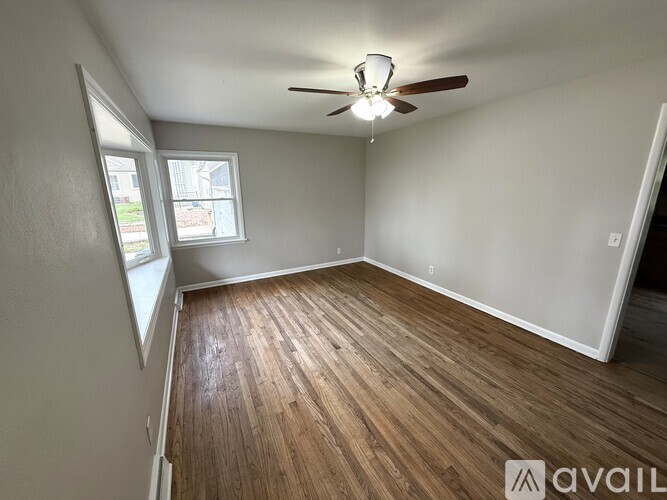 1527 Fulton Ct 4 Beds Single Family Home for Rent - Photo gallery 5