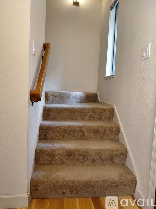 358 Pimlico Drive 3 Beds Townhouse for Rent - Photo gallery 2