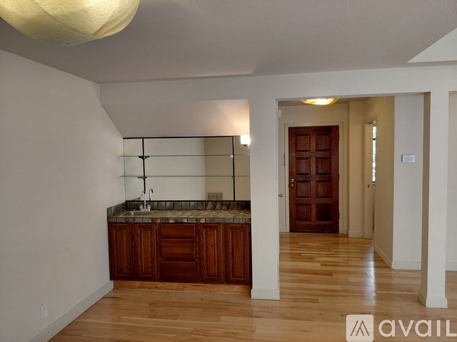 358 Pimlico Drive 3 Beds Townhouse for Rent - Photo gallery 3