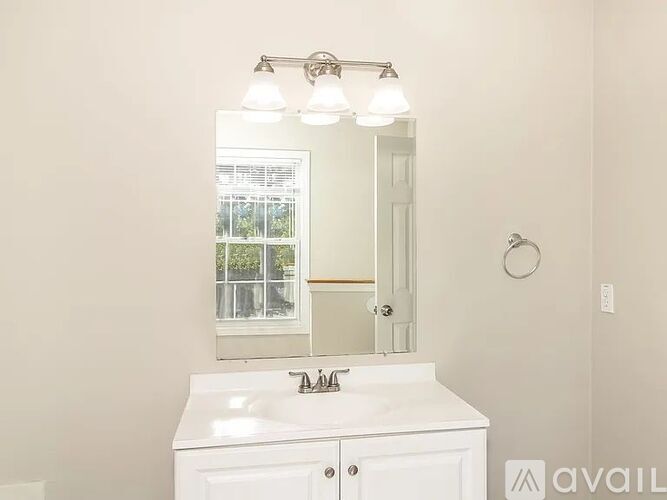400 Castle Ridge Drive 2 Beds Single Family Home for Rent - Photo gallery 2