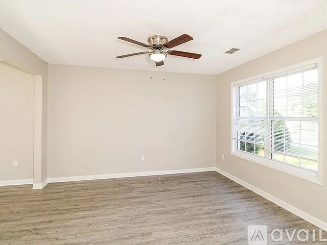 400 Castle Ridge Drive 2 Beds Single Family Home for Rent - Photo gallery 5