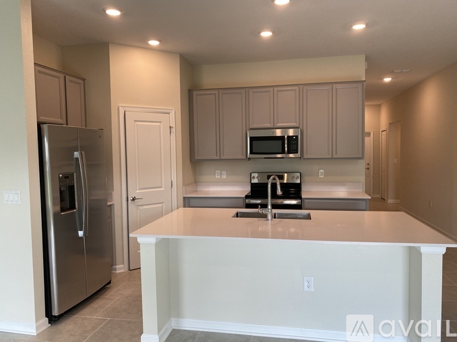 216 Pershing Street 3 Beds Single Family Home for Rent - Photo gallery 3